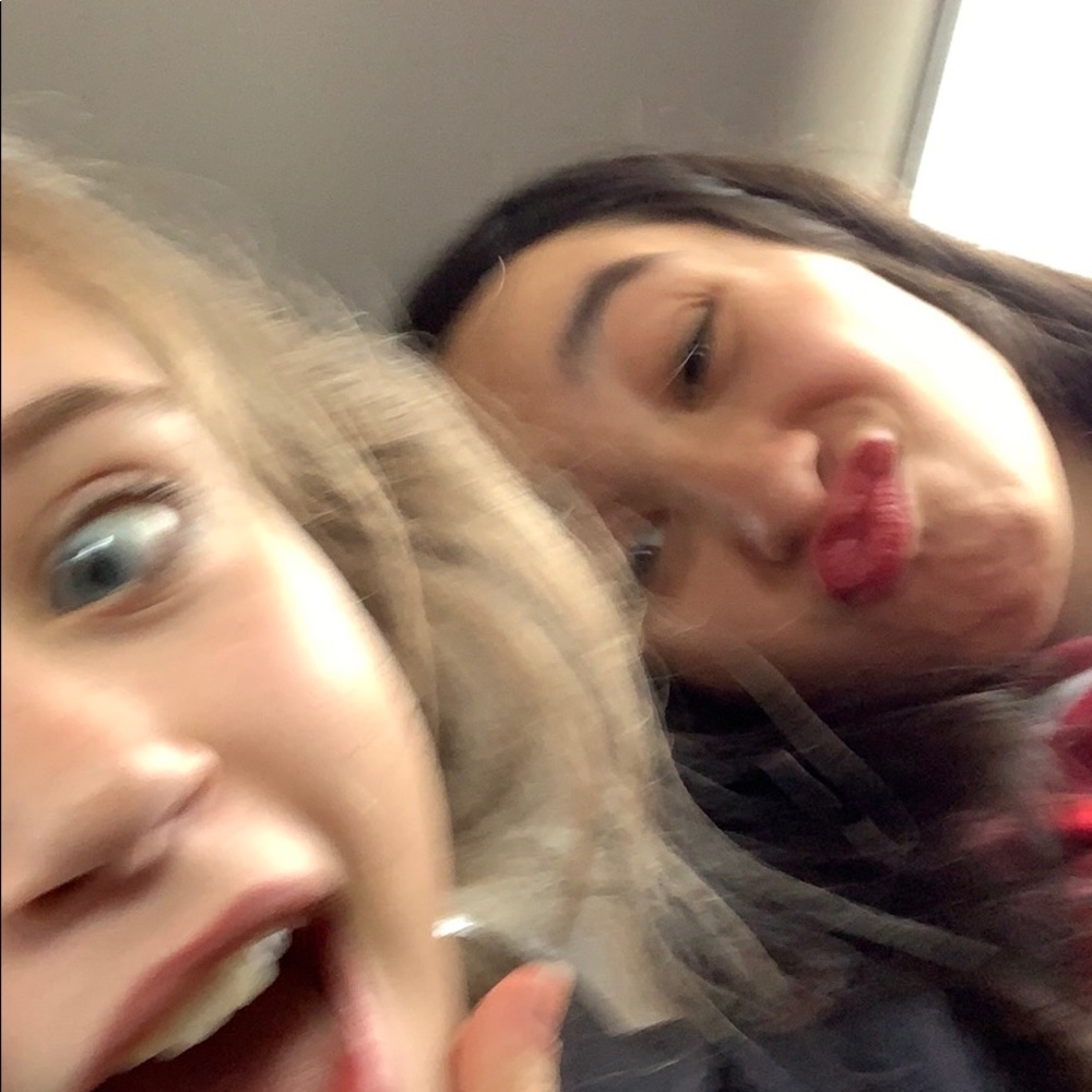 Meet your Posher, Hope